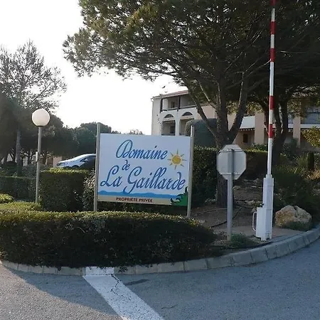 24m2 - Parking - Clim - Piscine - A 100m Lejlighed