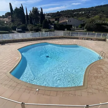 24m2 - Parking - Clim - Piscine - A 100m Рокбрюн-сюр-Аржан
