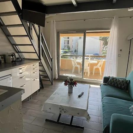 24m2 - Parking - Clim - Piscine - A 100m * Roquebrune-sur-Argens